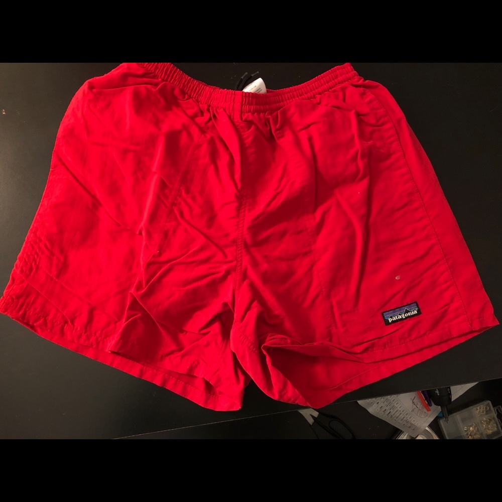 Men’s Patagonia bathing suit 5” inseam